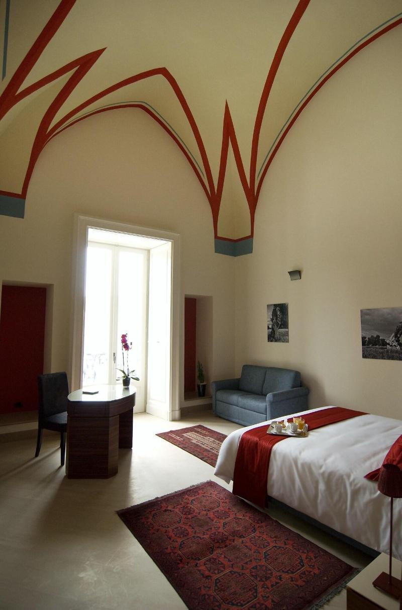 Alvino Suite And Breakfast Lecce Esterno foto
