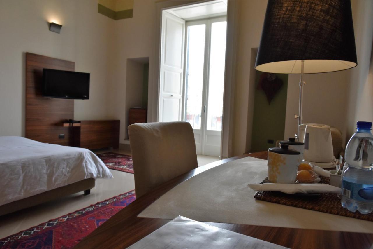 Alvino Suite And Breakfast Lecce Esterno foto