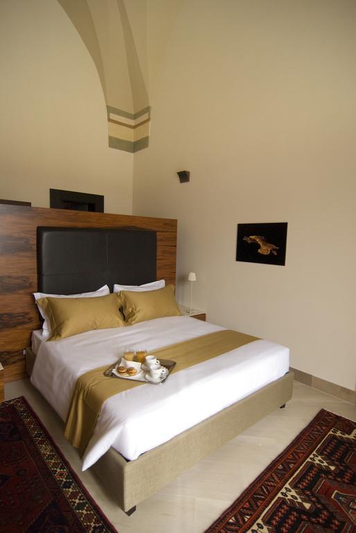 Alvino Suite And Breakfast Lecce Camera foto