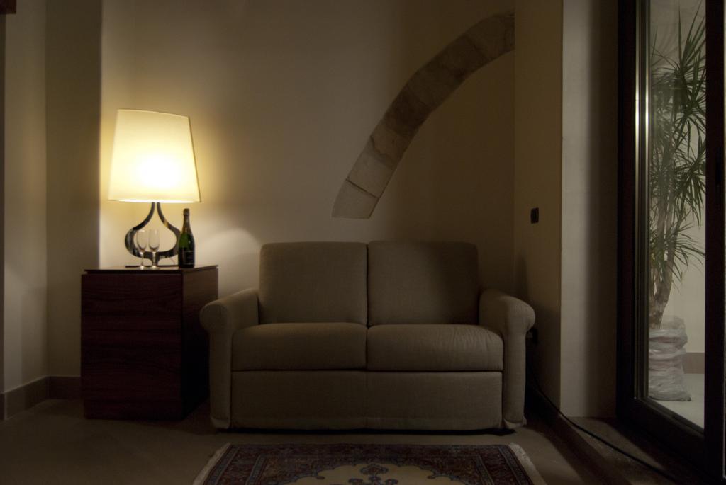 Alvino Suite And Breakfast Lecce Camera foto