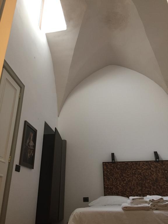 Alvino Suite And Breakfast Lecce Esterno foto